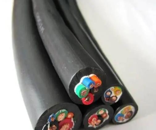 正確選擇金聯(lián)宇電纜的型號需要考慮幾個關(guān)鍵因素.jpg 正確選擇金聯(lián)宇電纜的型號需要考慮幾個關(guān)鍵因素.jpg